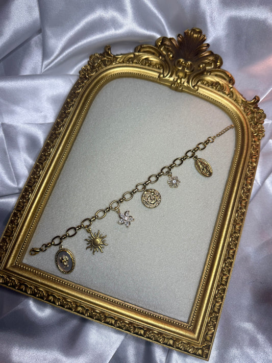 𝐵𝑟𝑎𝑐𝑒𝑙𝑒𝑡 𝐶ℎ𝑎𝑟𝑚𝑠 𝐾𝑖𝑟𝑛𝑎